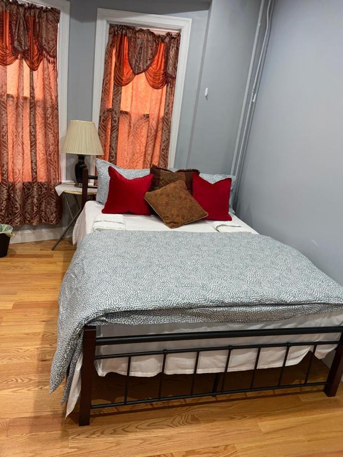 A Spacious Room In Queens Νέα Υόρκη Εξωτερικό φωτογραφία