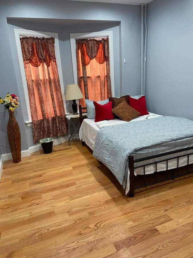 A Spacious Room In Queens Νέα Υόρκη Εξωτερικό φωτογραφία